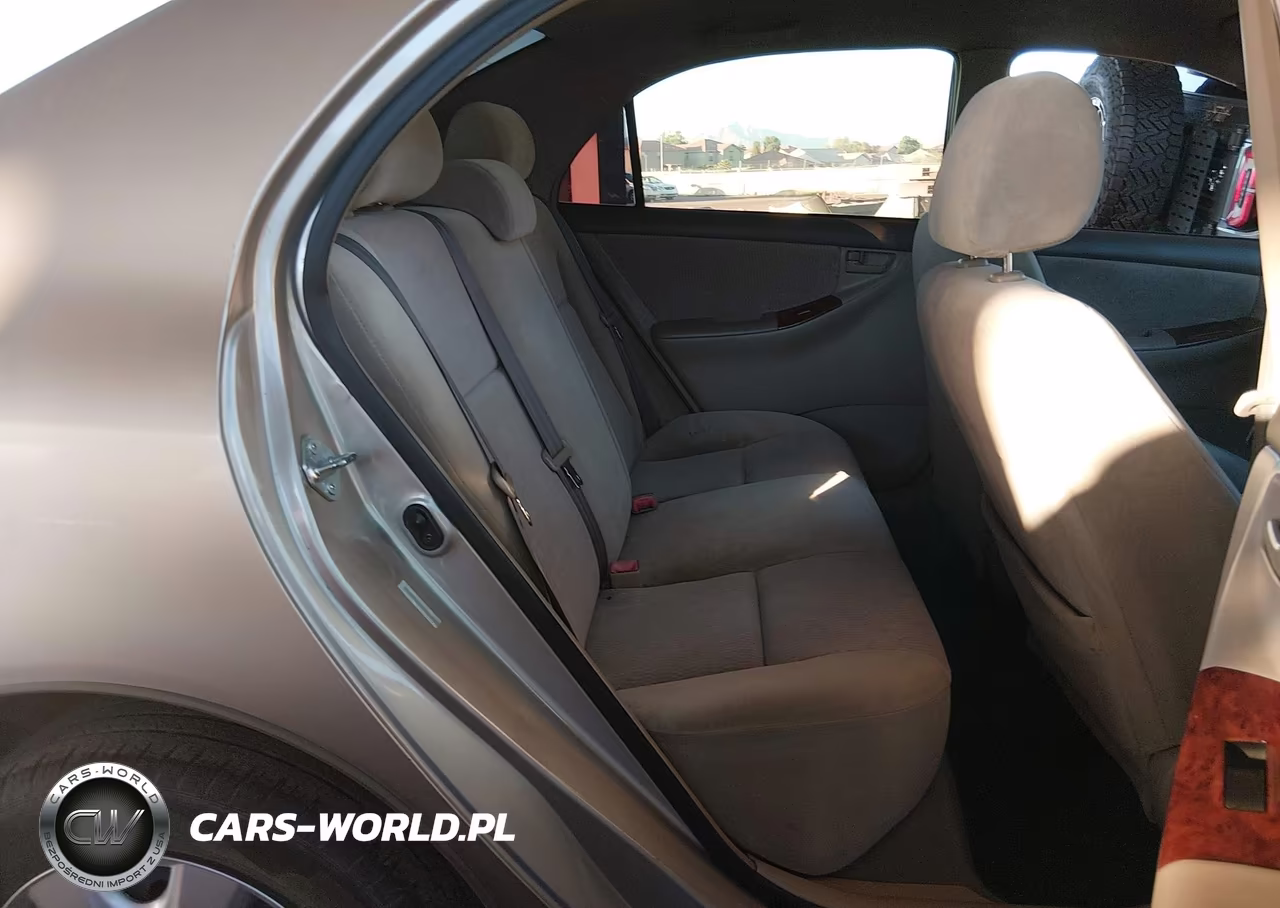 2007 Toyota Corolla Le VIN:1NXBR32E77Z812872 - 8