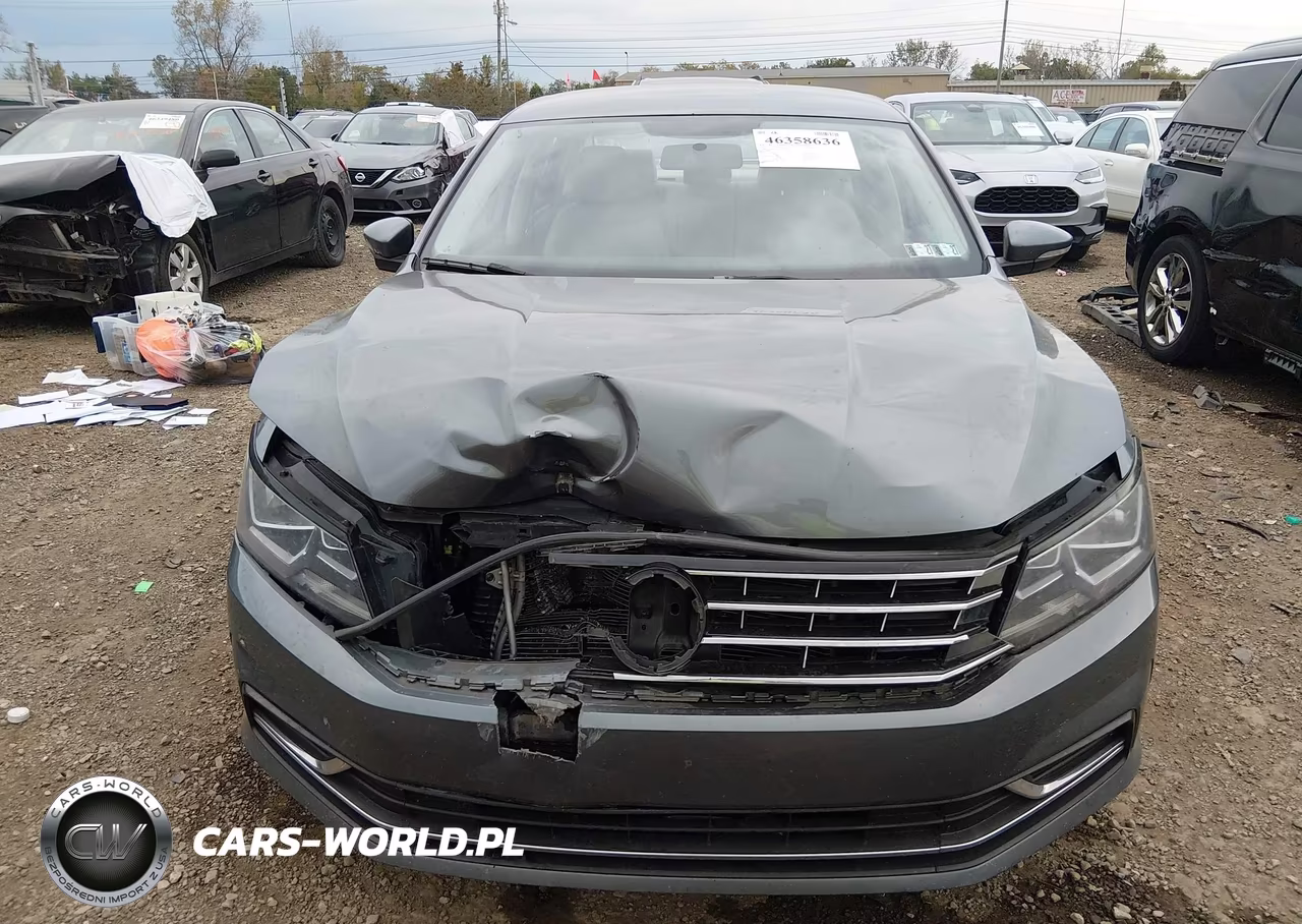2018 Volkswagen Passat 2.0T R-Line-2.0T S VIN:1VWAA7A33JC001918 - 12