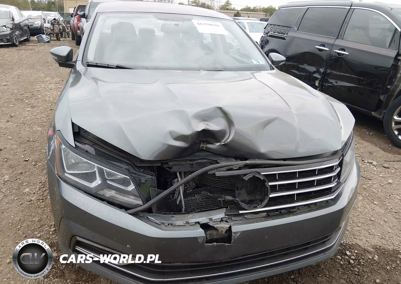 2018 Volkswagen Passat 2.0T R-Line-2.0T S VIN:1VWAA7A33JC001918 - 6