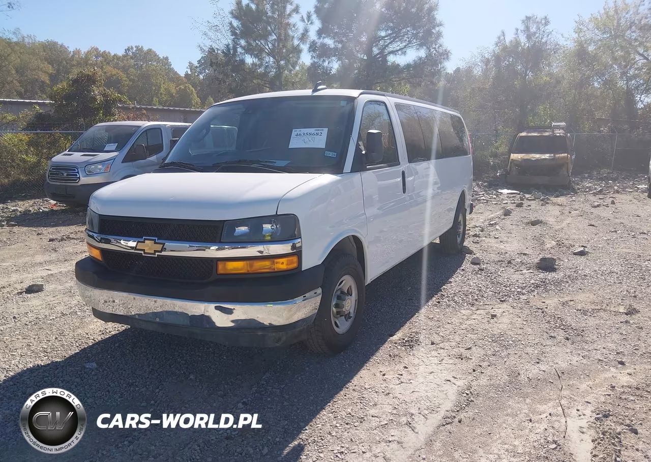 2024 Chevrolet Express Passenger Rwd 3500 Extended Wheelbase Lt VIN:1GAZGPF77R1140207 - 2