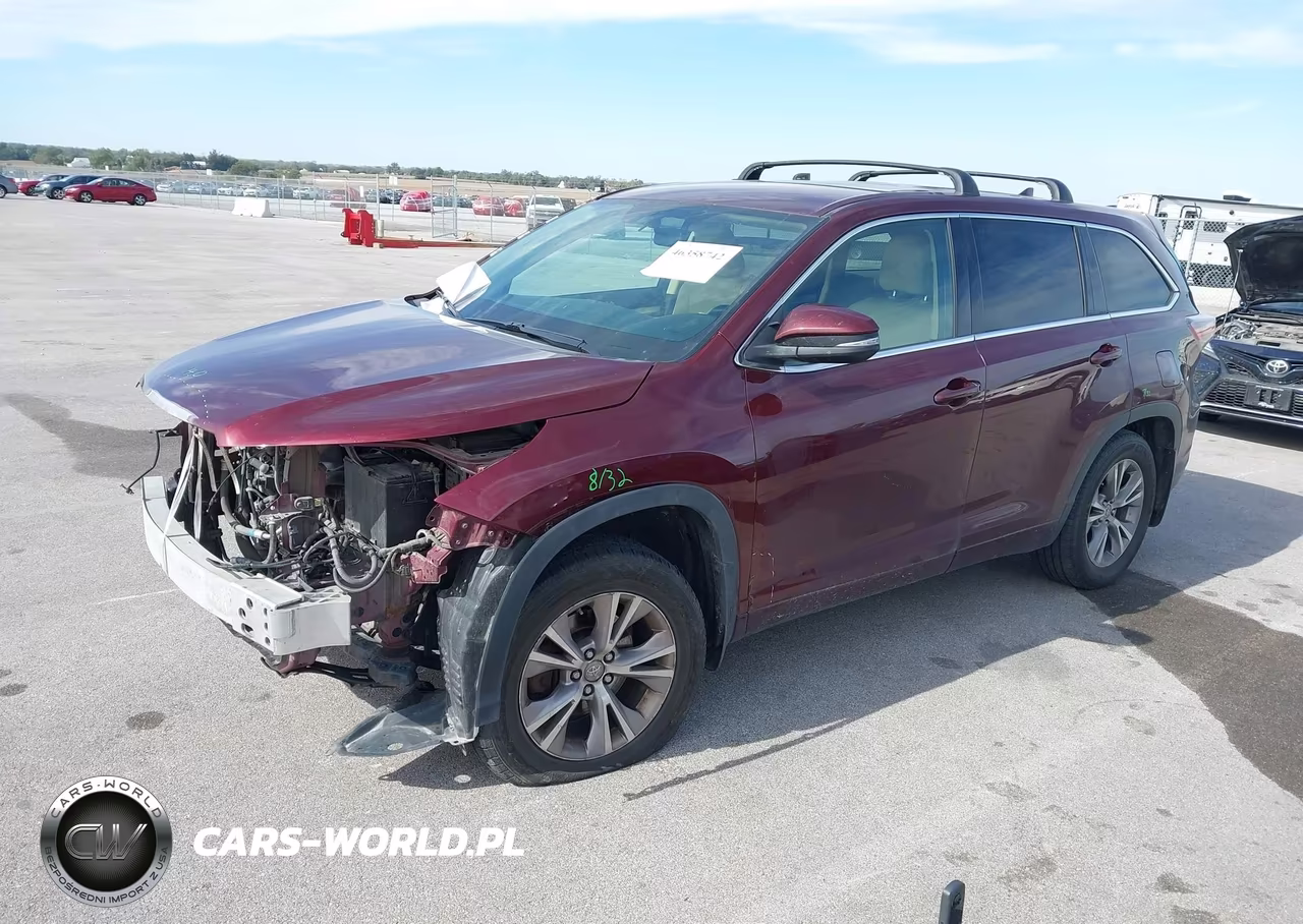 2015 Toyota Highlander Le Plus V6 VIN:5TDBKRFH5FS099389 - 2