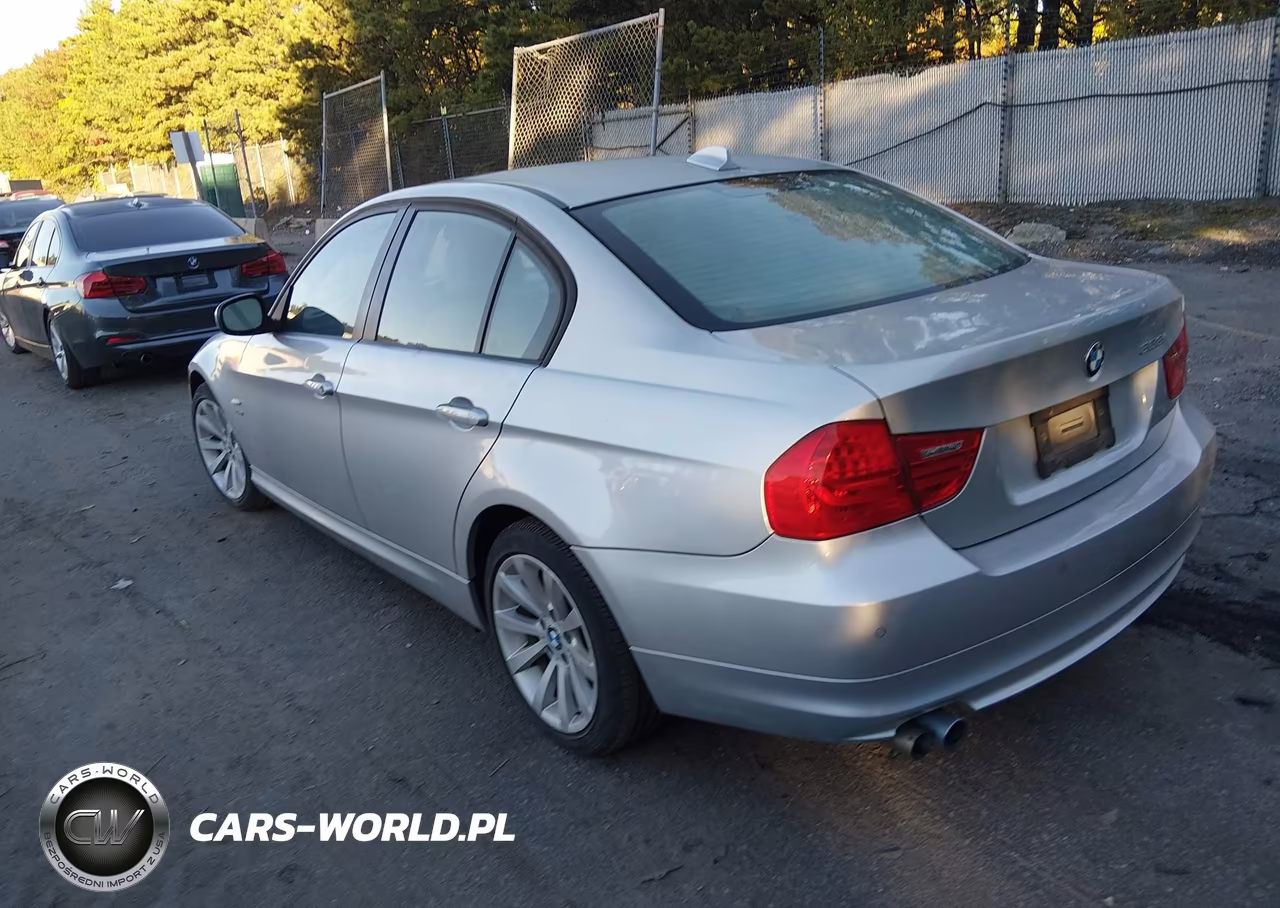 2011 BMW 328I xDrive VIN:WBAPK5C59BA662800 - 3