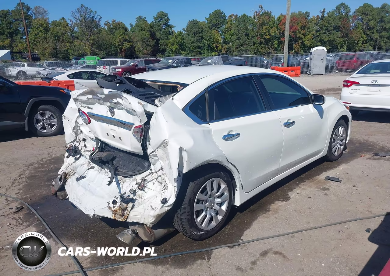 2016 Nissan Altima VIN:1N4AL3AP0GC257697 - 4