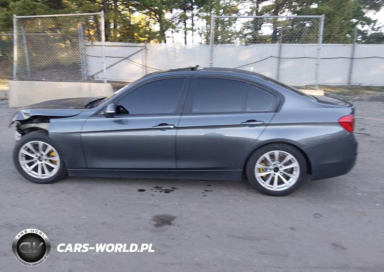 2017 BMW 320 Xi VIN:WBA8E5G34HNU42616 - 14