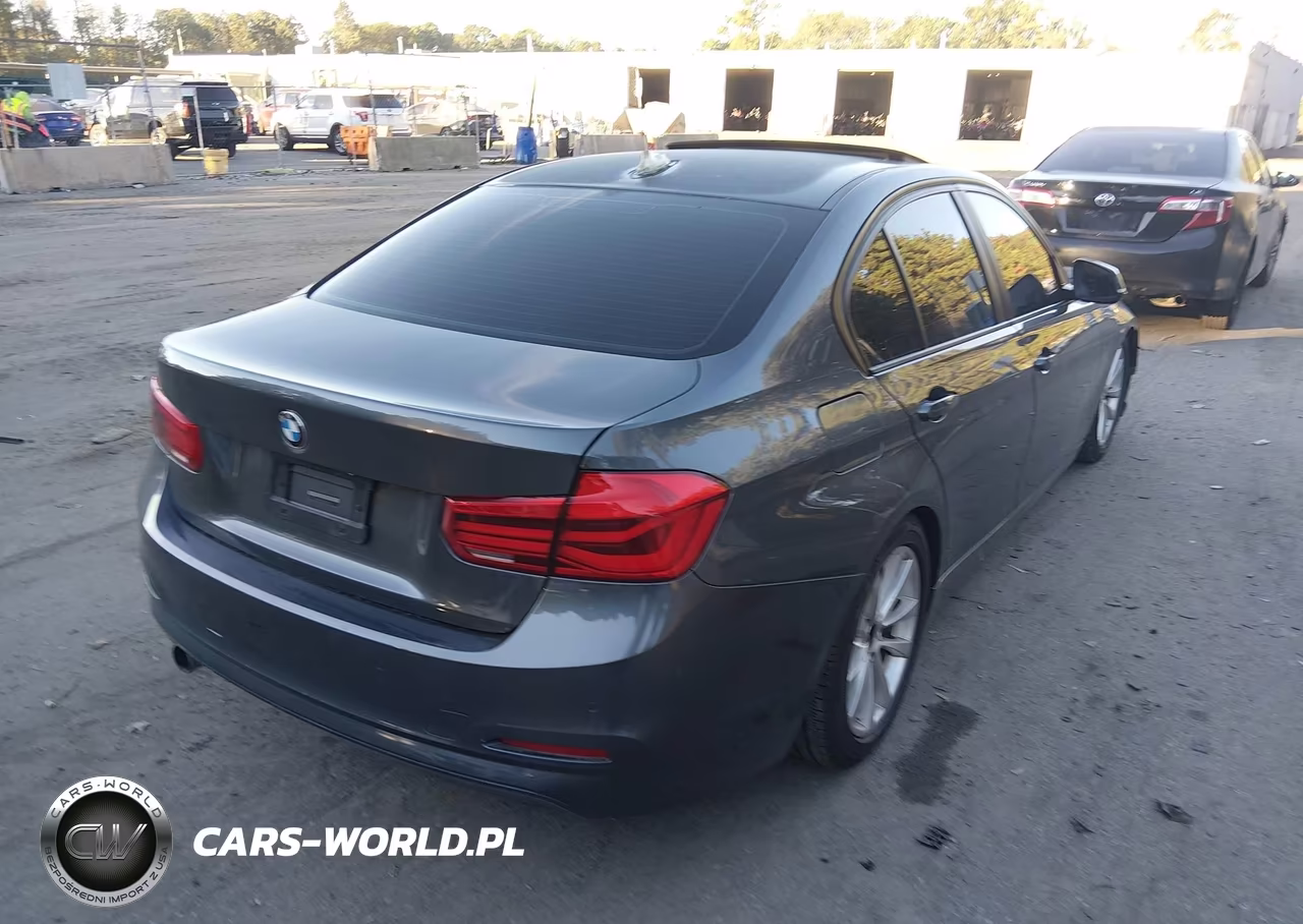 2017 BMW 320 Xi VIN:WBA8E5G34HNU42616 - 4