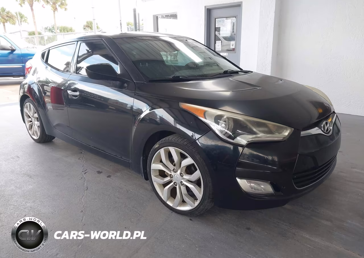 2012 Hyundai Veloster Base W-Red-Black