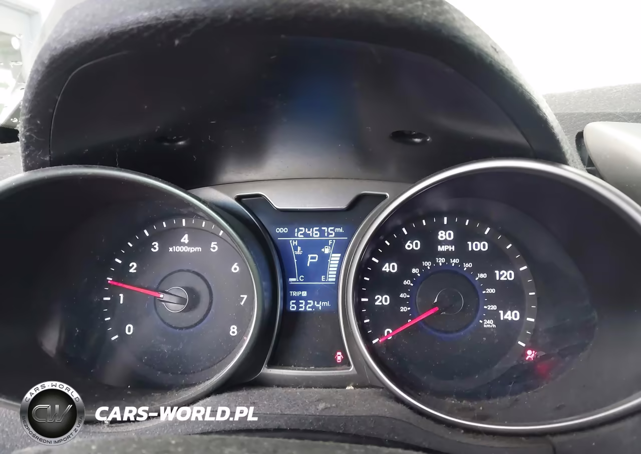 2012 Hyundai Veloster Base W-Red-Black VIN:KMHTC6AD2CU078782 - 7