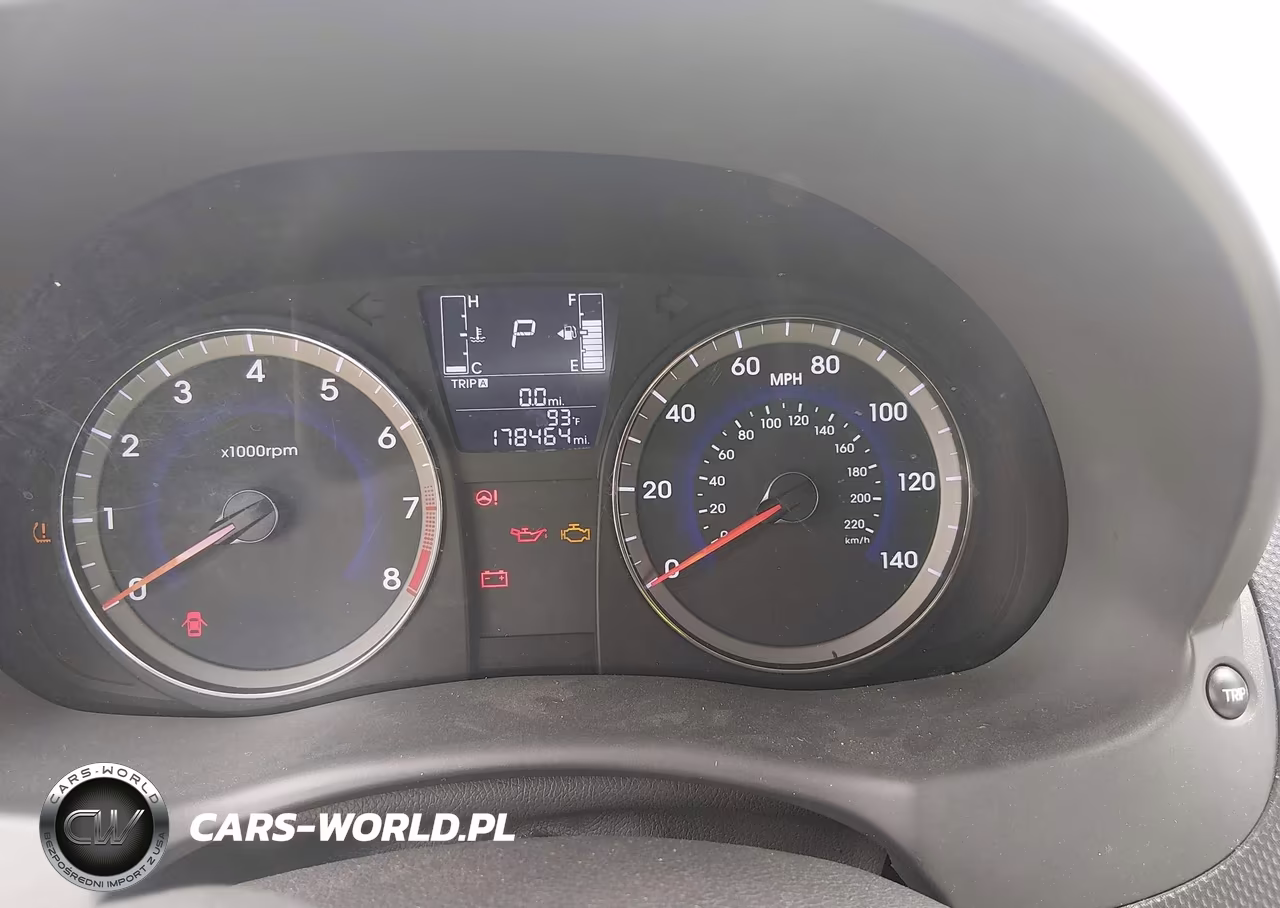 2015 Hyundai Accent Sport VIN:KMHCU5AE1FU205655 - 7