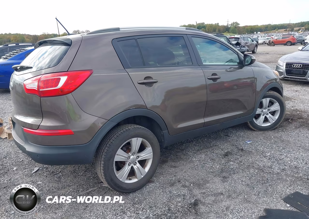 2012 Kia Sportage Lx VIN:KNDPB3A21C7285068 - 4