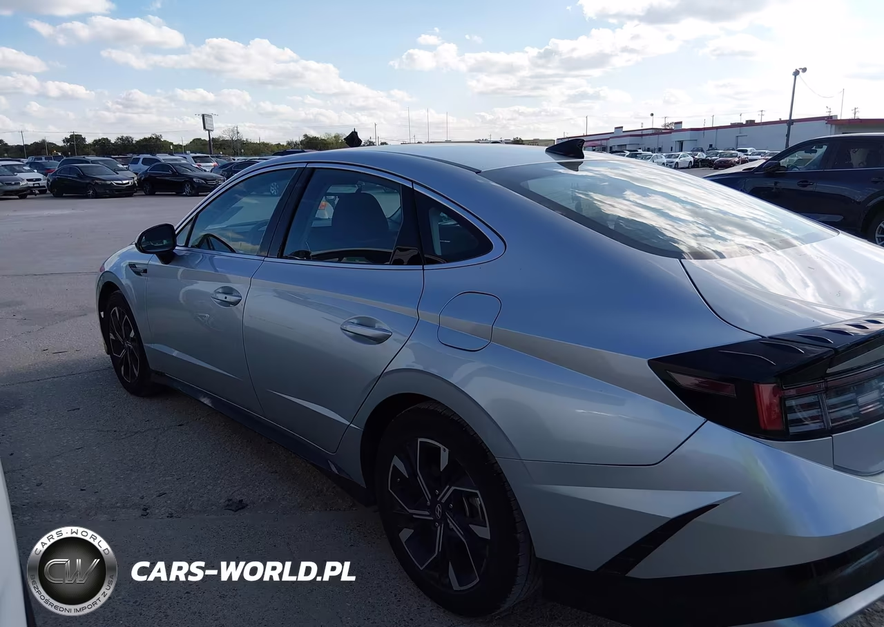 2025 Hyundai Sonata Sel VIN:KMHL64JA2SA478522 - 14