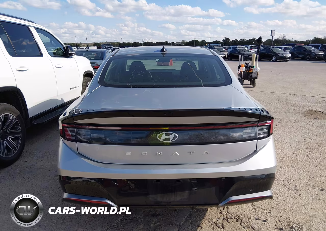 2025 Hyundai Sonata Sel VIN:KMHL64JA2SA478522 - 16
