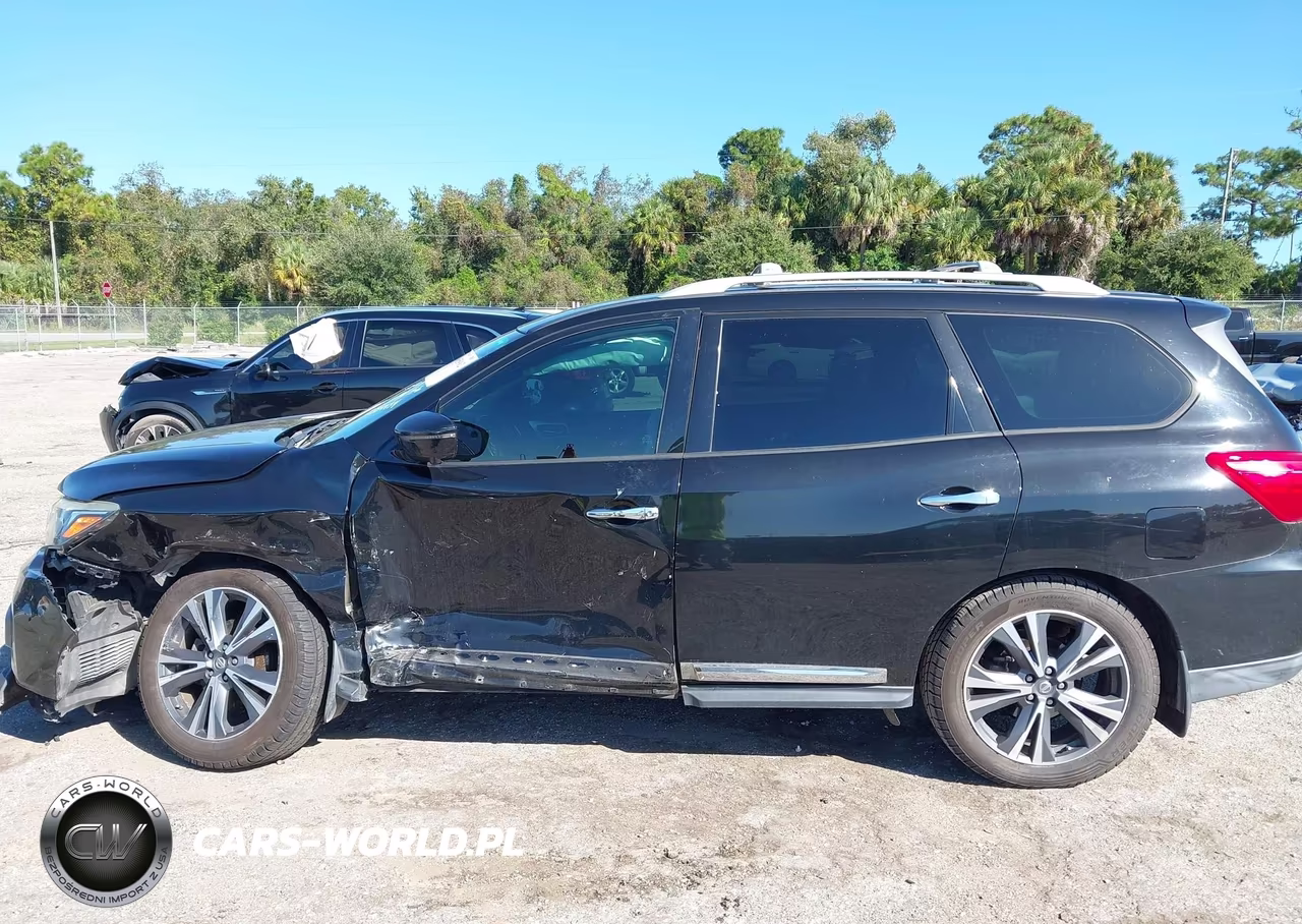2017 Nissan Pathfinder Platinum VIN:5N1DR2MN8HC624434 - 14