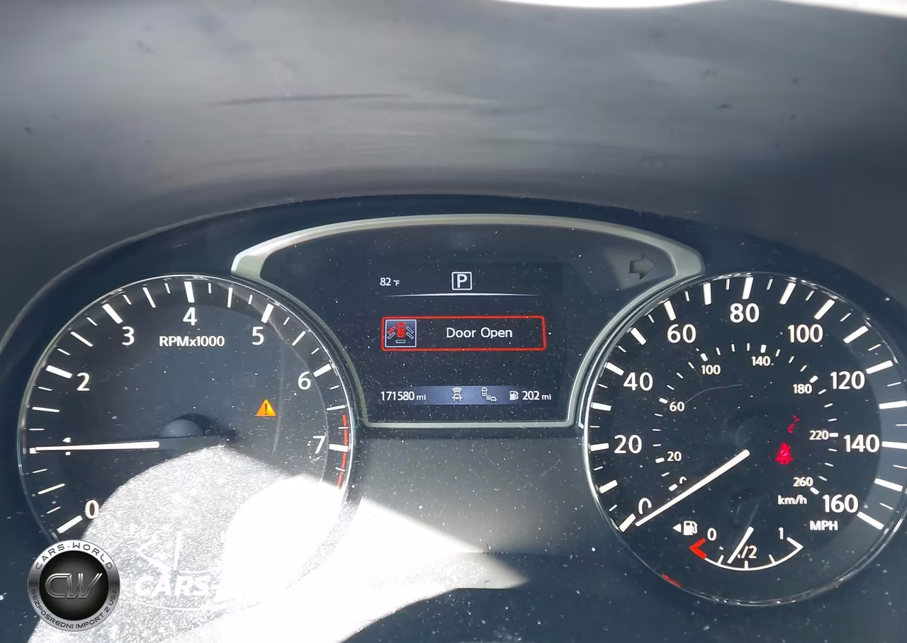 2017 Nissan Pathfinder Platinum VIN:5N1DR2MN8HC624434 - 7