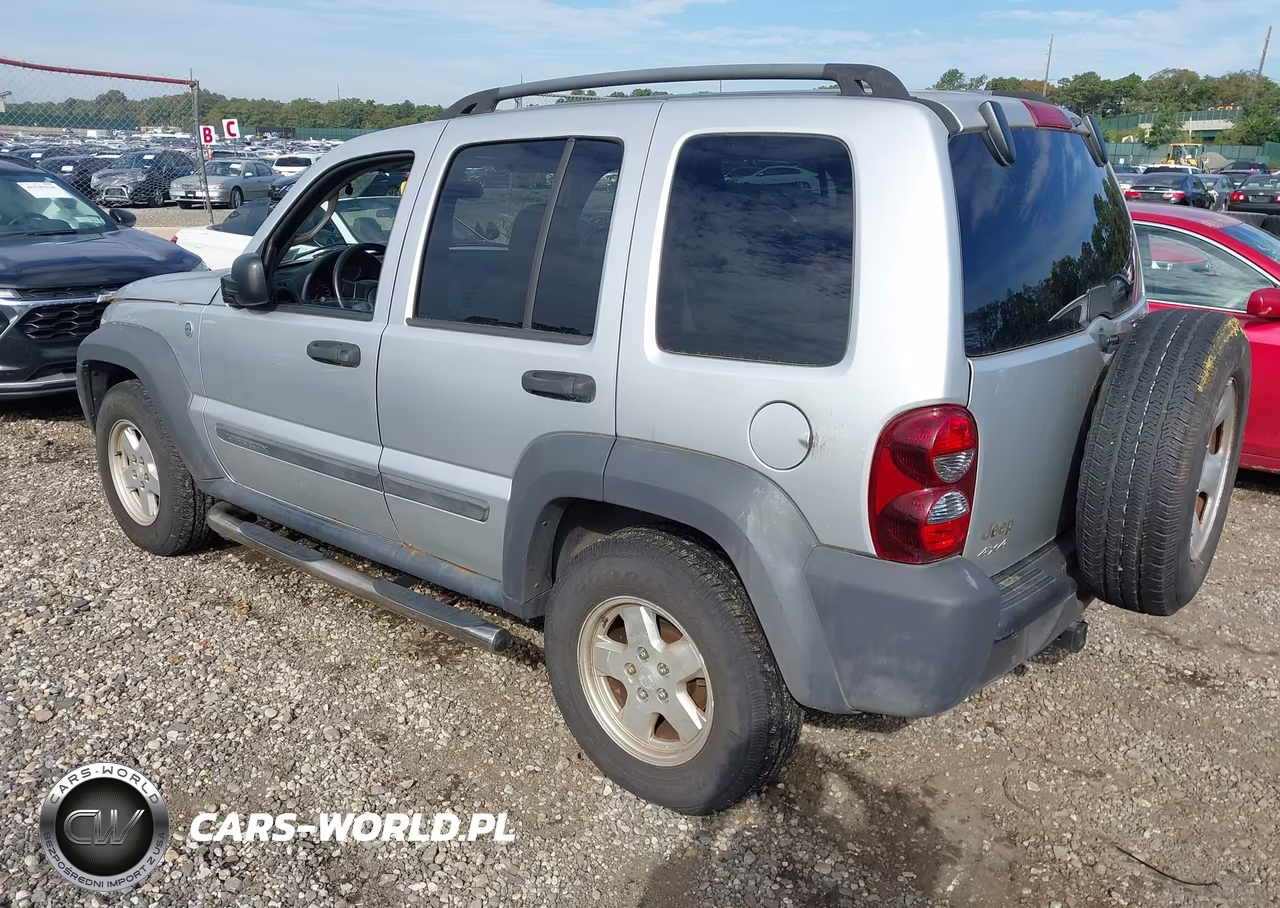 2007 Jeep Liberty Sport VIN:1J4GL48K47W519833 - 3