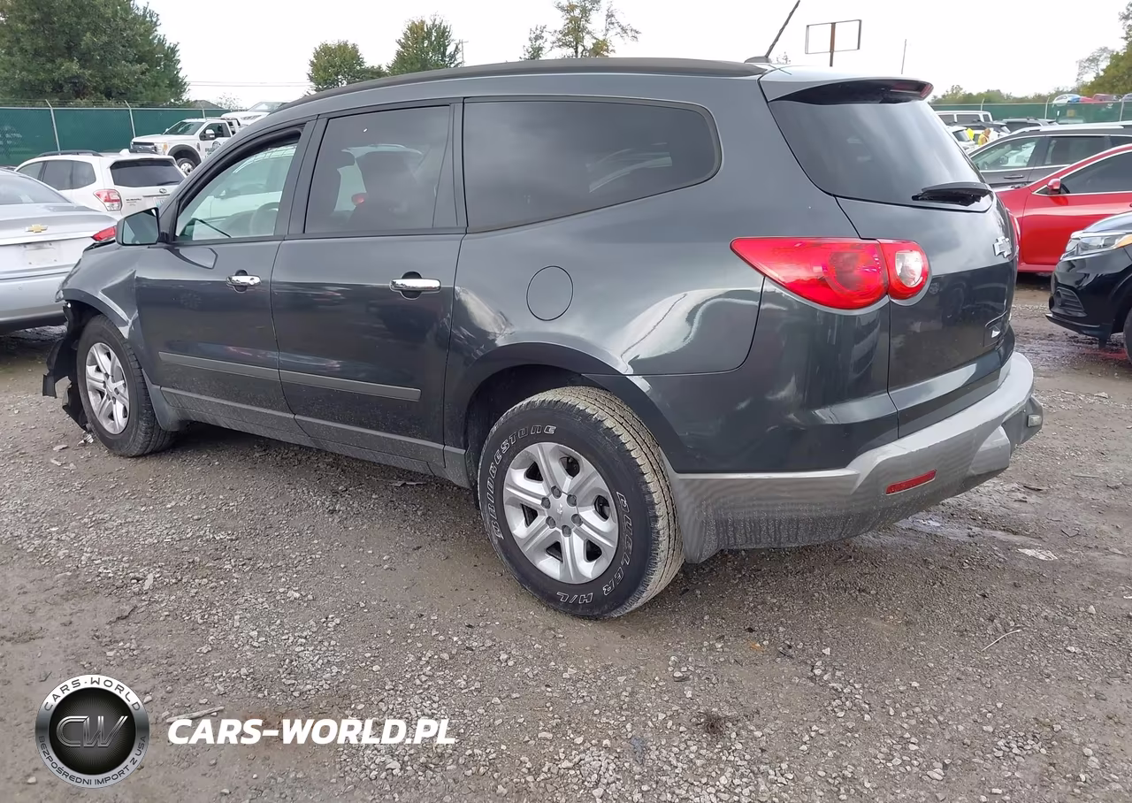 2012 Chevrolet Traverse Ls VIN:1GNKRFED4CJ375117 - 3