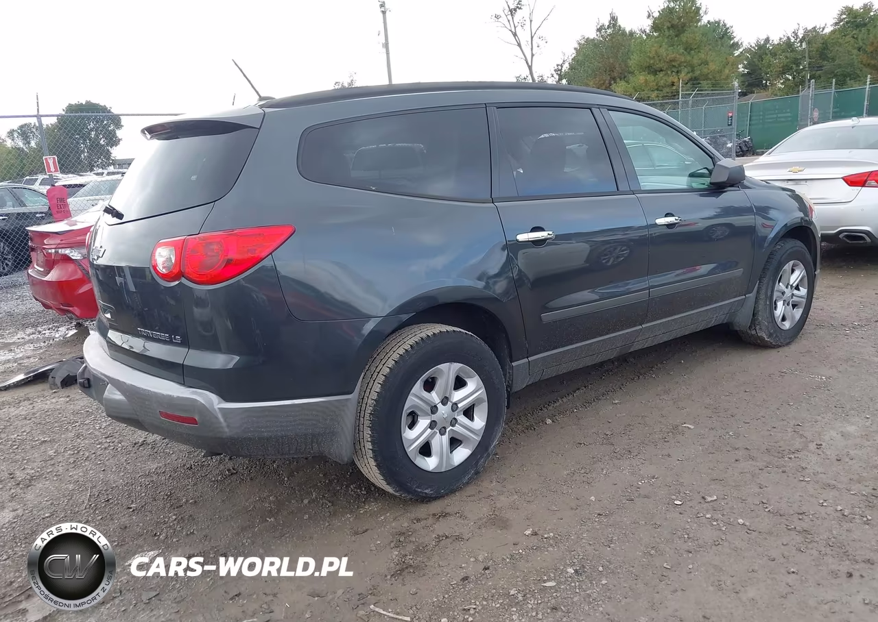 2012 Chevrolet Traverse Ls VIN:1GNKRFED4CJ375117 - 4