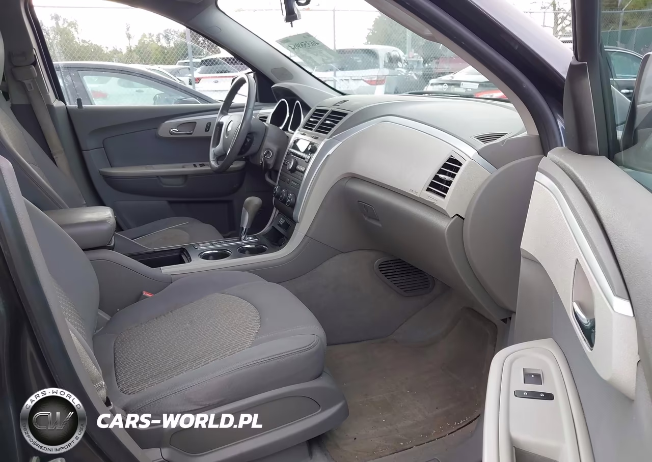 2012 Chevrolet Traverse Ls VIN:1GNKRFED4CJ375117 - 5