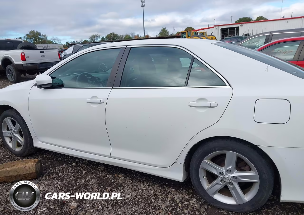 2013 Toyota Camry Se VIN:4T1BF1FK7DU652078 - 15