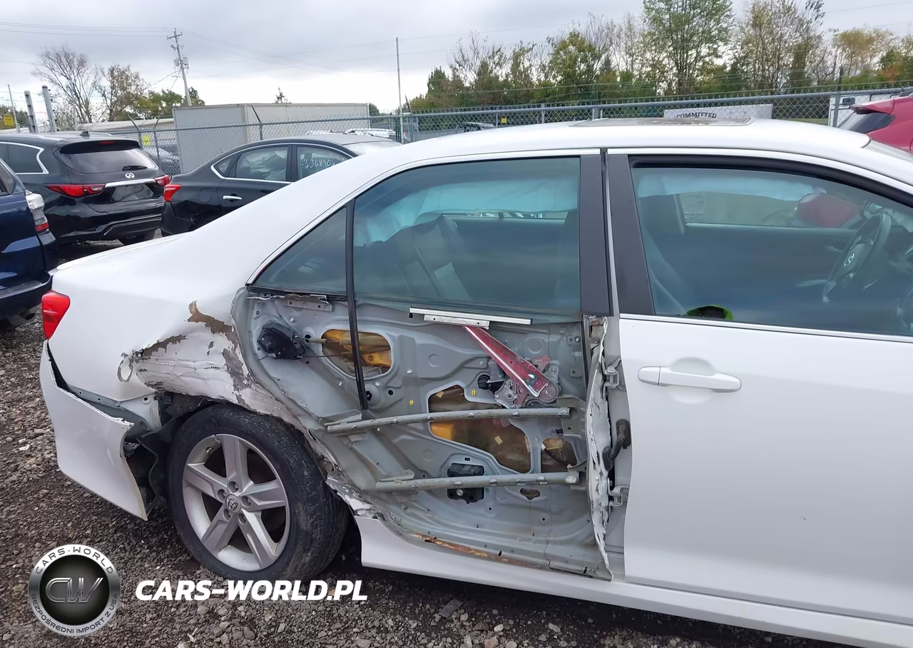 2013 Toyota Camry Se VIN:4T1BF1FK7DU652078 - 6