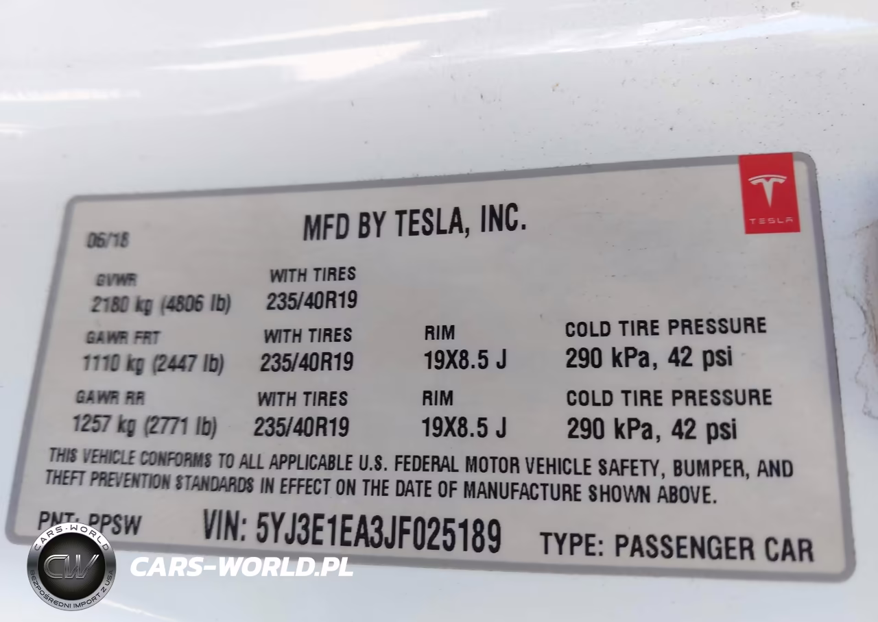 2018 Tesla Model 3 Long Range-Mid Range VIN:5YJ3E1EA3JF025189 - 9