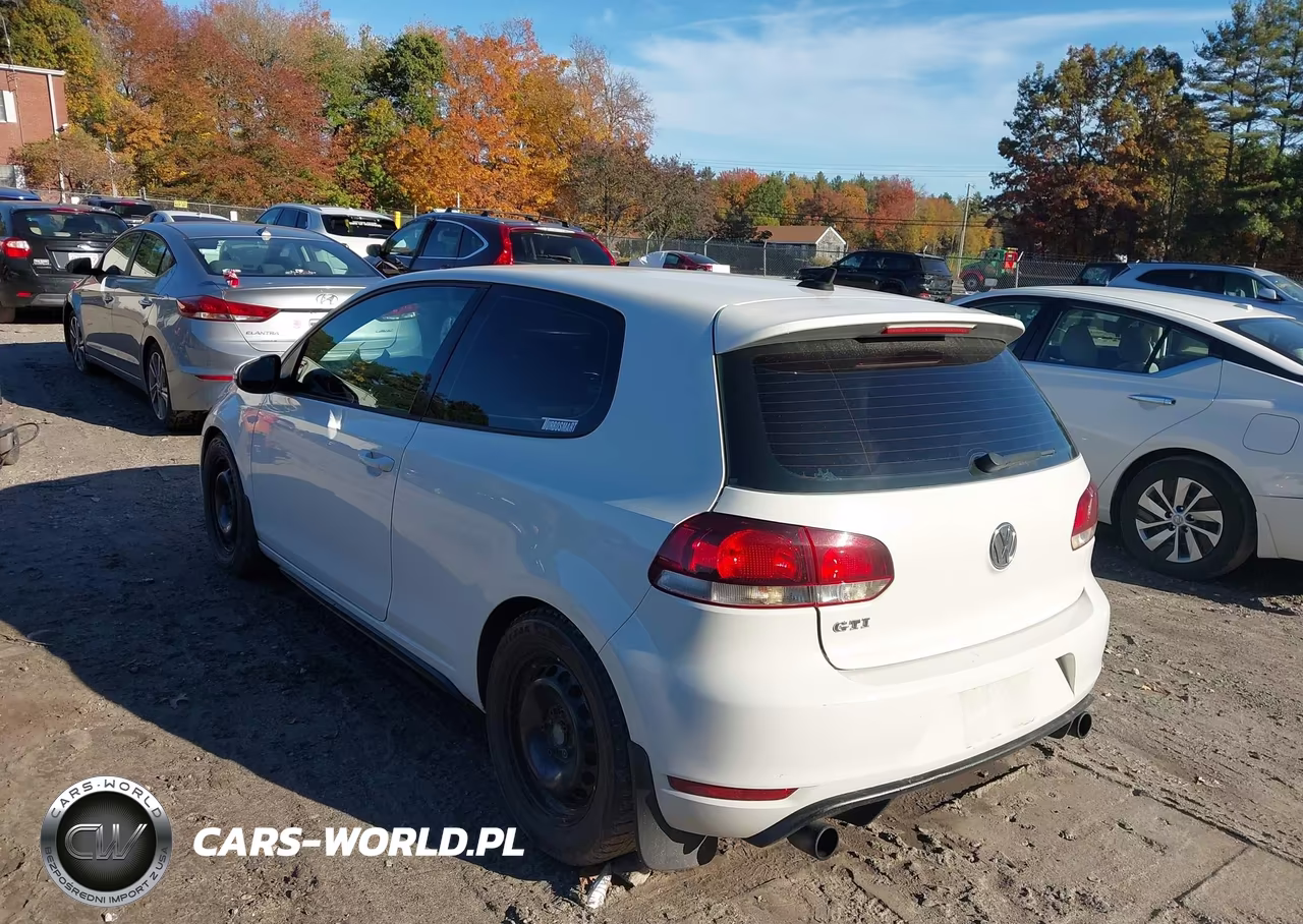 2011 Volkswagen Gti 2-Door VIN:WVWFD7AJ4BW282545 - 3