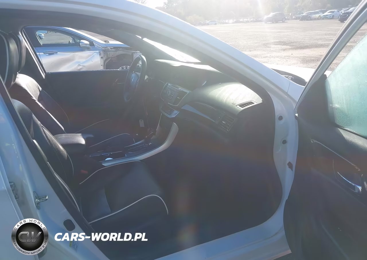 2015 Honda Accord Sport VIN:1HGCR2F56FA041626 - 5