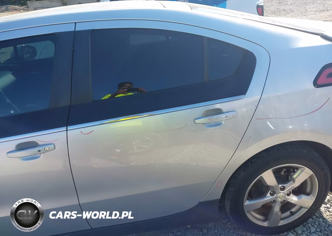2013 Chevrolet Volt VIN:1G1RH6E4XDU102198 - 16