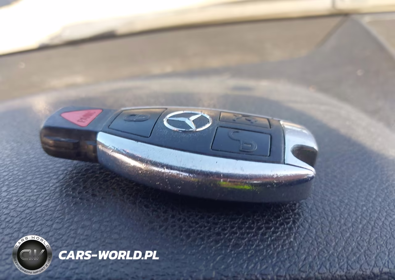 2011 Mercedes-Benz C 300 Luxury-Sport VIN:WDDGF5EB6BA482190 - 11