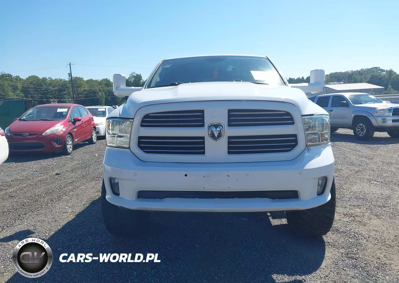 2015 Ram 1500 Sport VIN:1C6RR6UT7FS530510 - 12