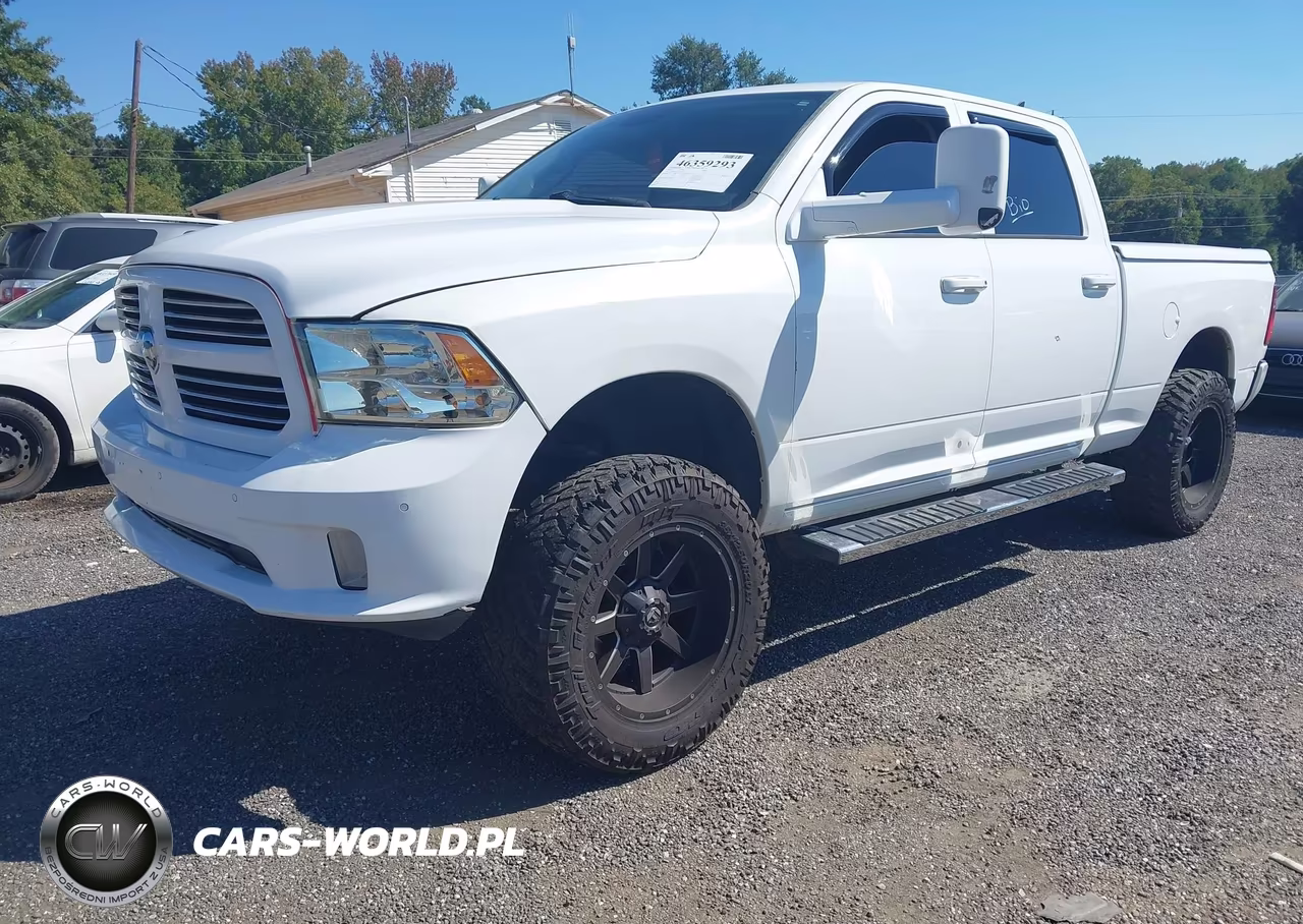 2015 Ram 1500 Sport VIN:1C6RR6UT7FS530510 - 2