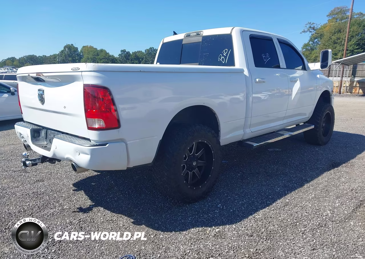2015 Ram 1500 Sport VIN:1C6RR6UT7FS530510 - 4