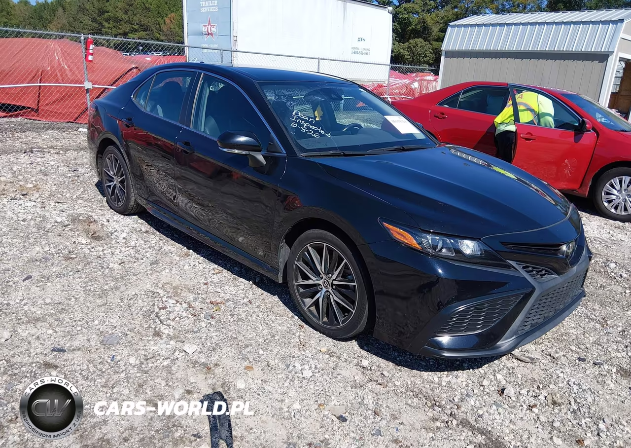 2022 Toyota Camry Se – zdjęcie 1 z 16