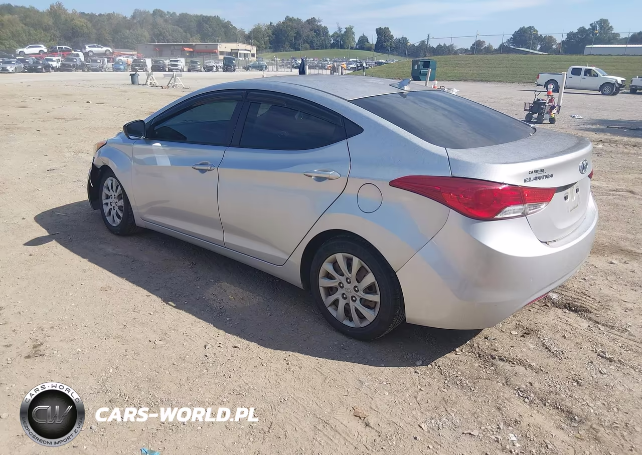 2013 Hyundai Elantra Gls VIN:KMHDH4AE4DU485006 - 3