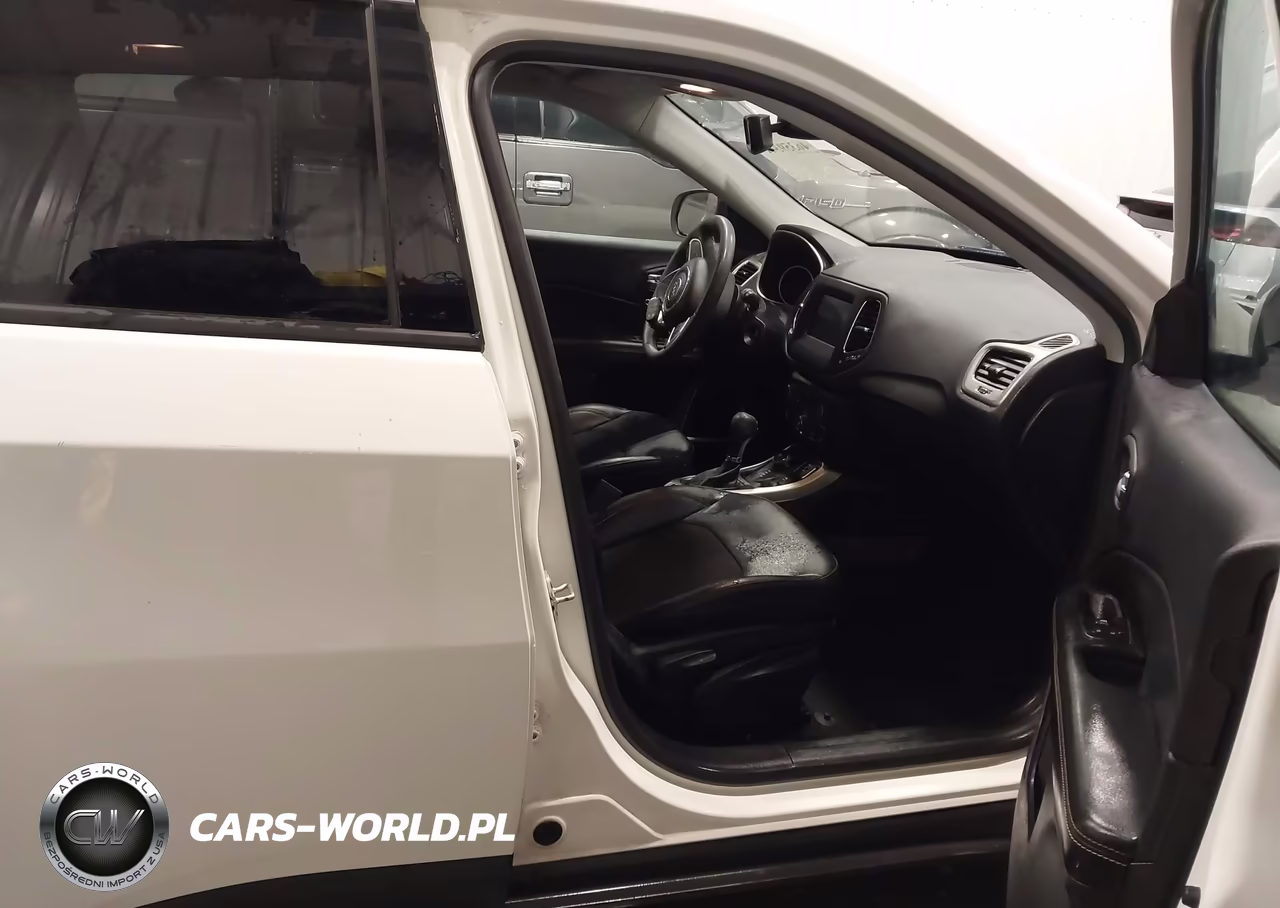 2021 Jeep Compass Latitude 4X4 VIN:3C4NJDBB0MT575295 - 5