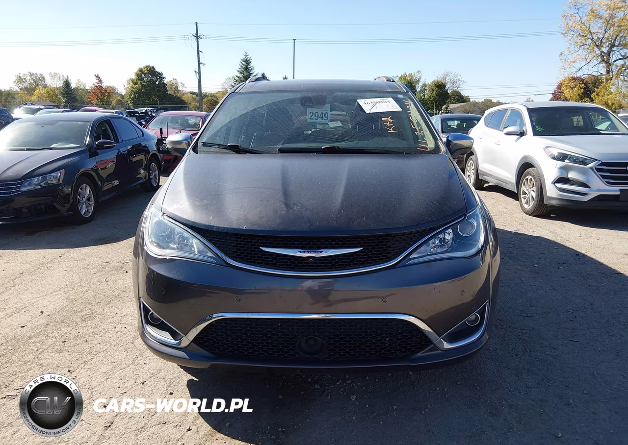 2018 Chrysler Pacifica Limited VIN:2C4RC1GG3JR339351 - 12