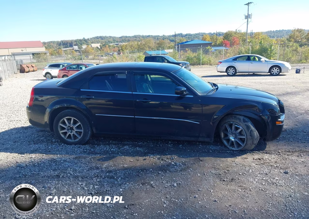 2009 Chrysler 300 Touring-Signature Series VIN:2C3LK53V19H553314 - 13