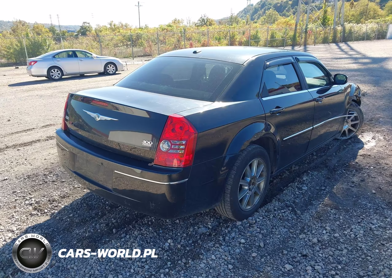 2009 Chrysler 300 Touring-Signature Series VIN:2C3LK53V19H553314 - 4