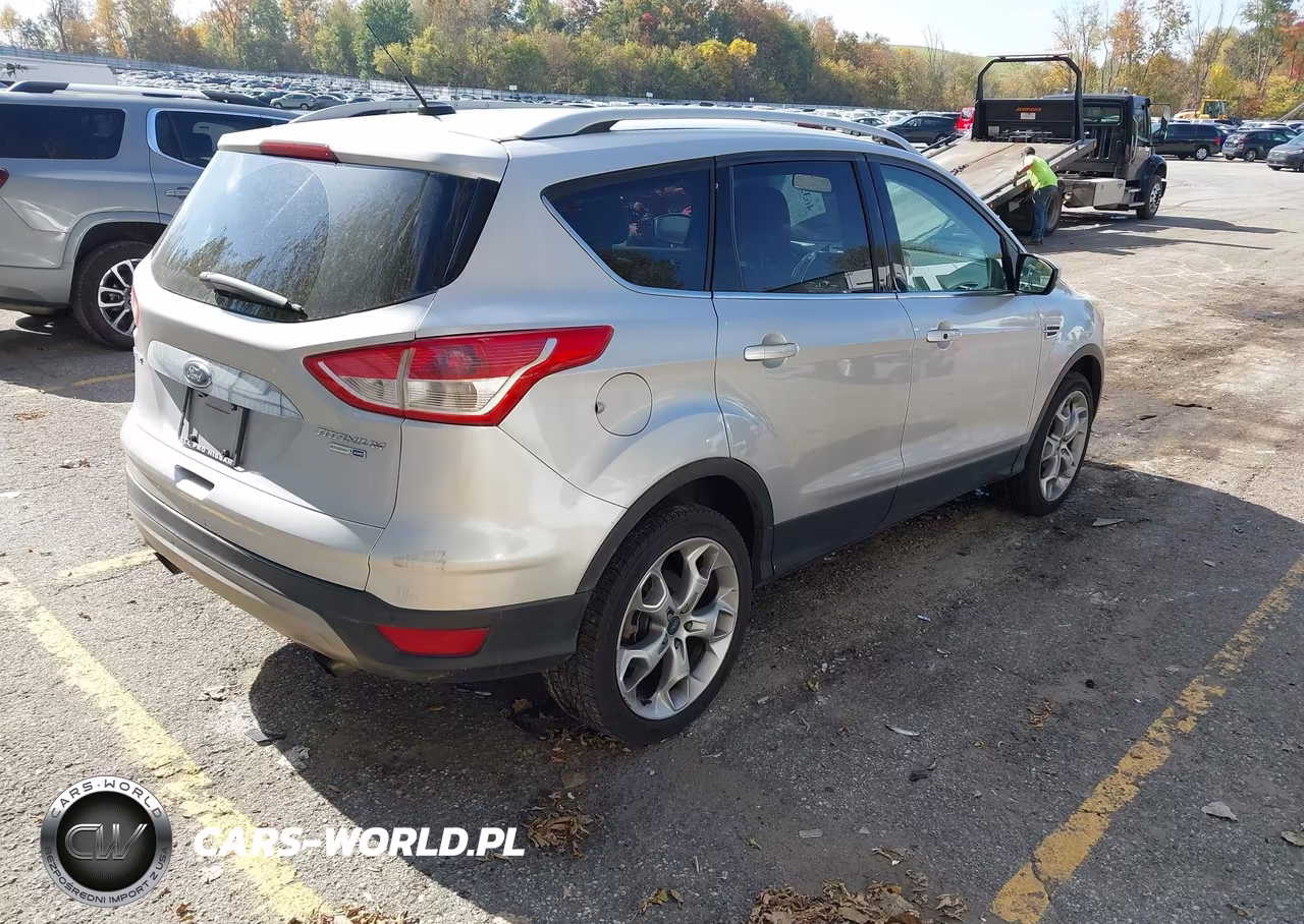 2014 Ford Escape Titanium VIN:1FMCU9J99EUA49521 - 4