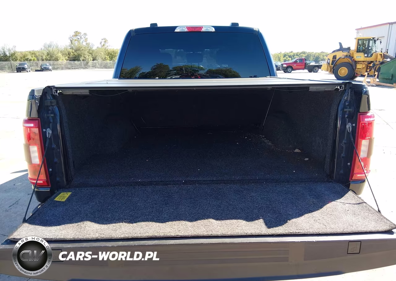 2022 Ford F-150 Xlt VIN:1FTFW1E52NFA94258 - 17
