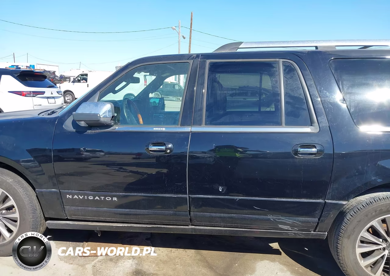 2016 Lincoln Navigator L Select VIN:5LMJJ3JT1GEL02866 - 14