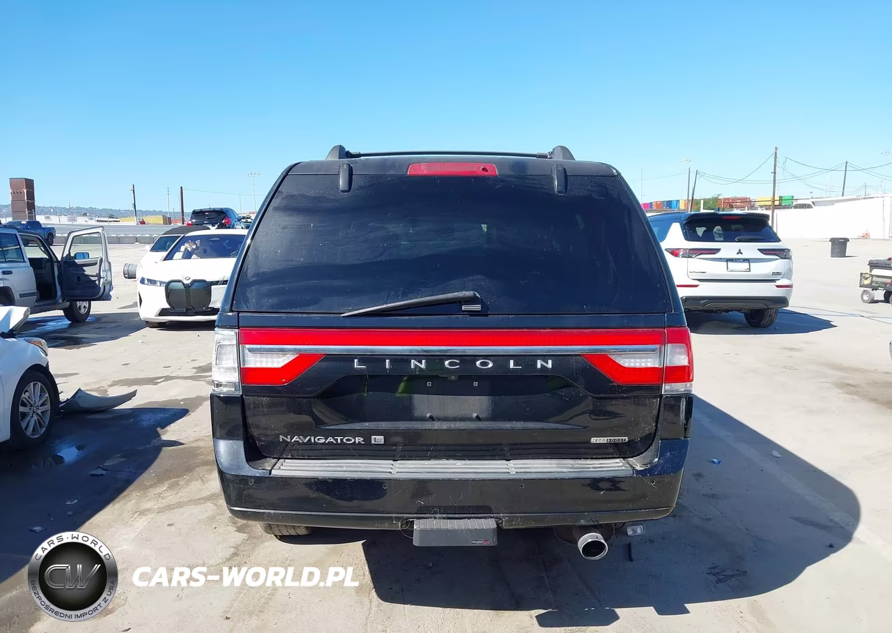 2016 Lincoln Navigator L Select VIN:5LMJJ3JT1GEL02866 - 16