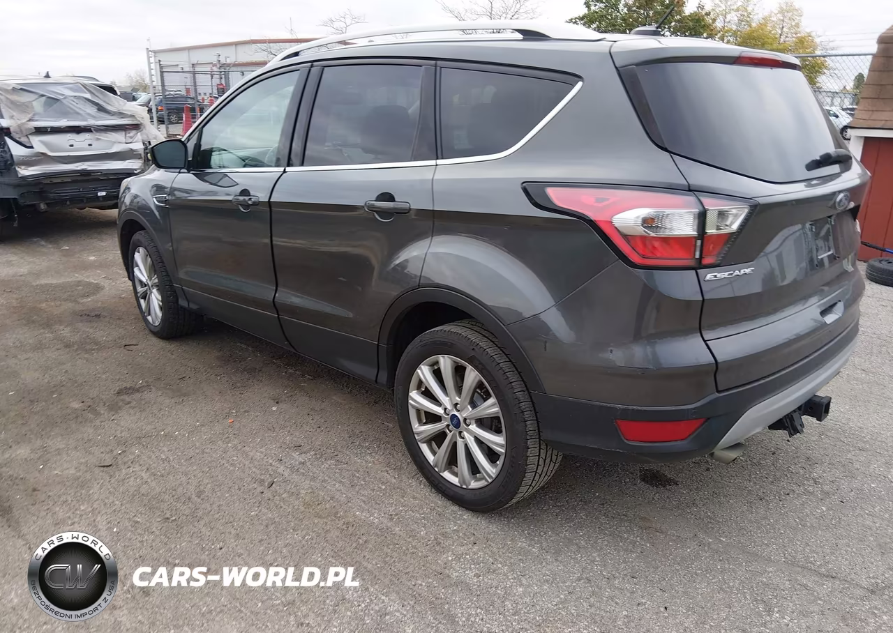 2017 Ford Escape Titanium VIN:1FMCU9J9XHUE58972 - 3