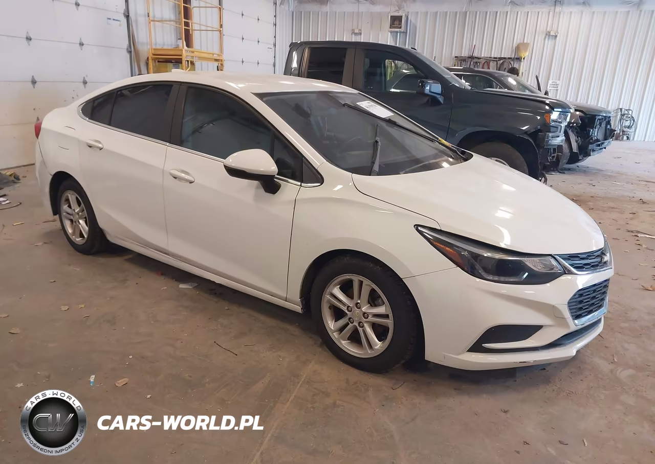 2016 Chevrolet Cruze Lt Auto – zdjęcie 1 z 10