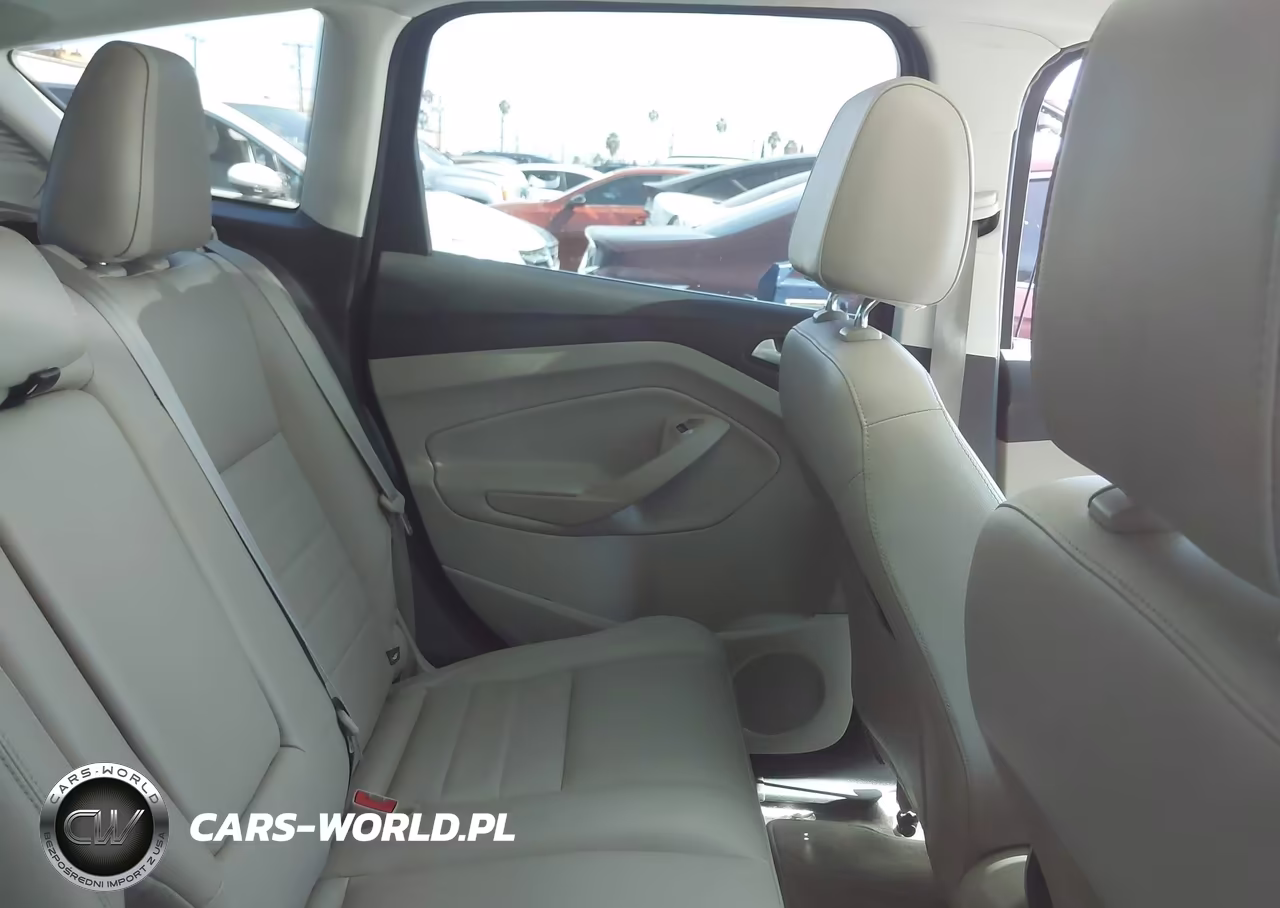 2013 Ford C-Max Hybrid Sel VIN:1FADP5BU2DL534007 - 8