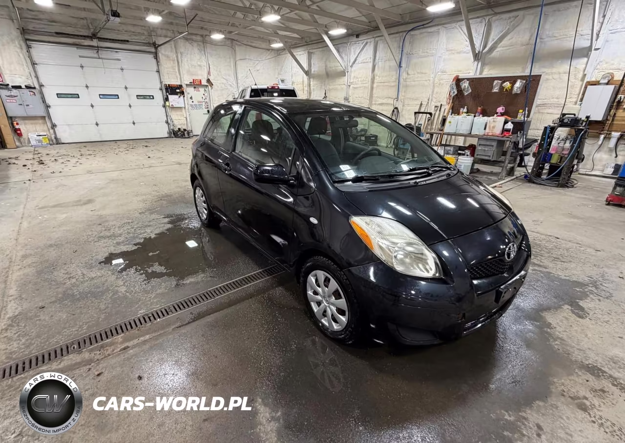 2011 Toyota Yaris VIN:JTDJT4K31B5332593 - 1