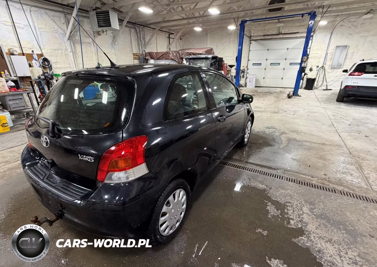 2011 Toyota Yaris VIN:JTDJT4K31B5332593 - 4