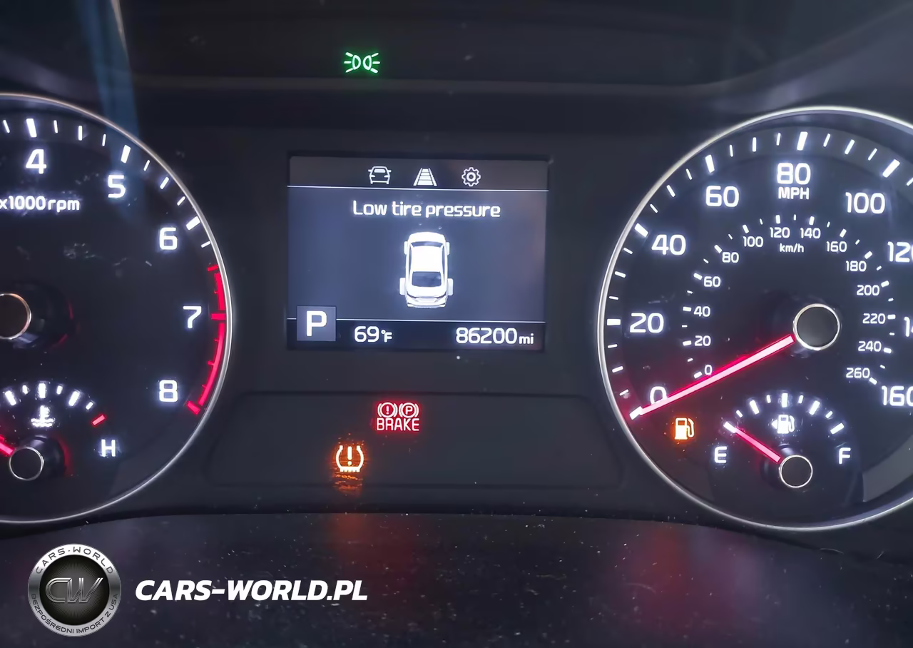 2020 Kia Forte Lxs VIN:3KPF24AD2LE192692 - 7