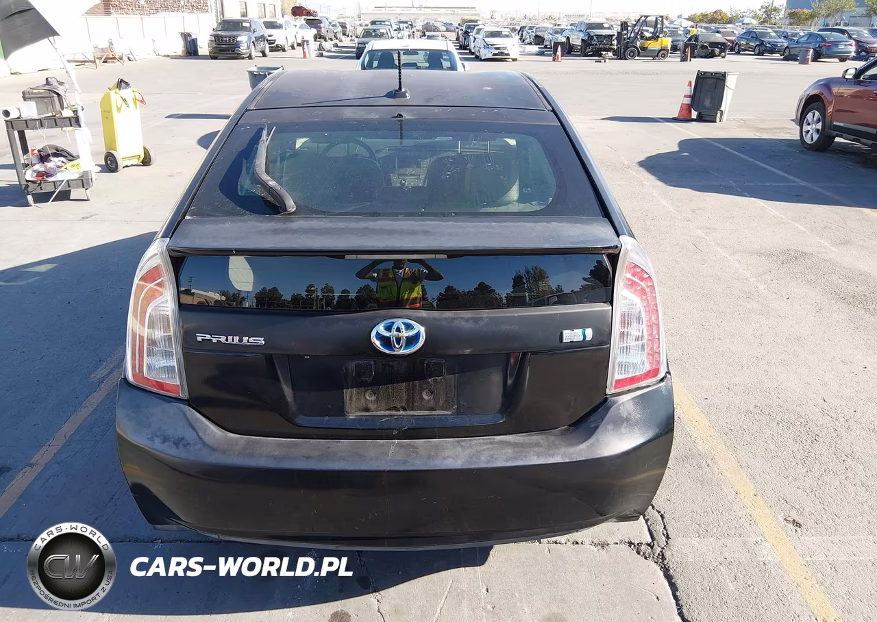 2012 Toyota Prius Four VIN:JTDKN3DU6C5461560 - 16