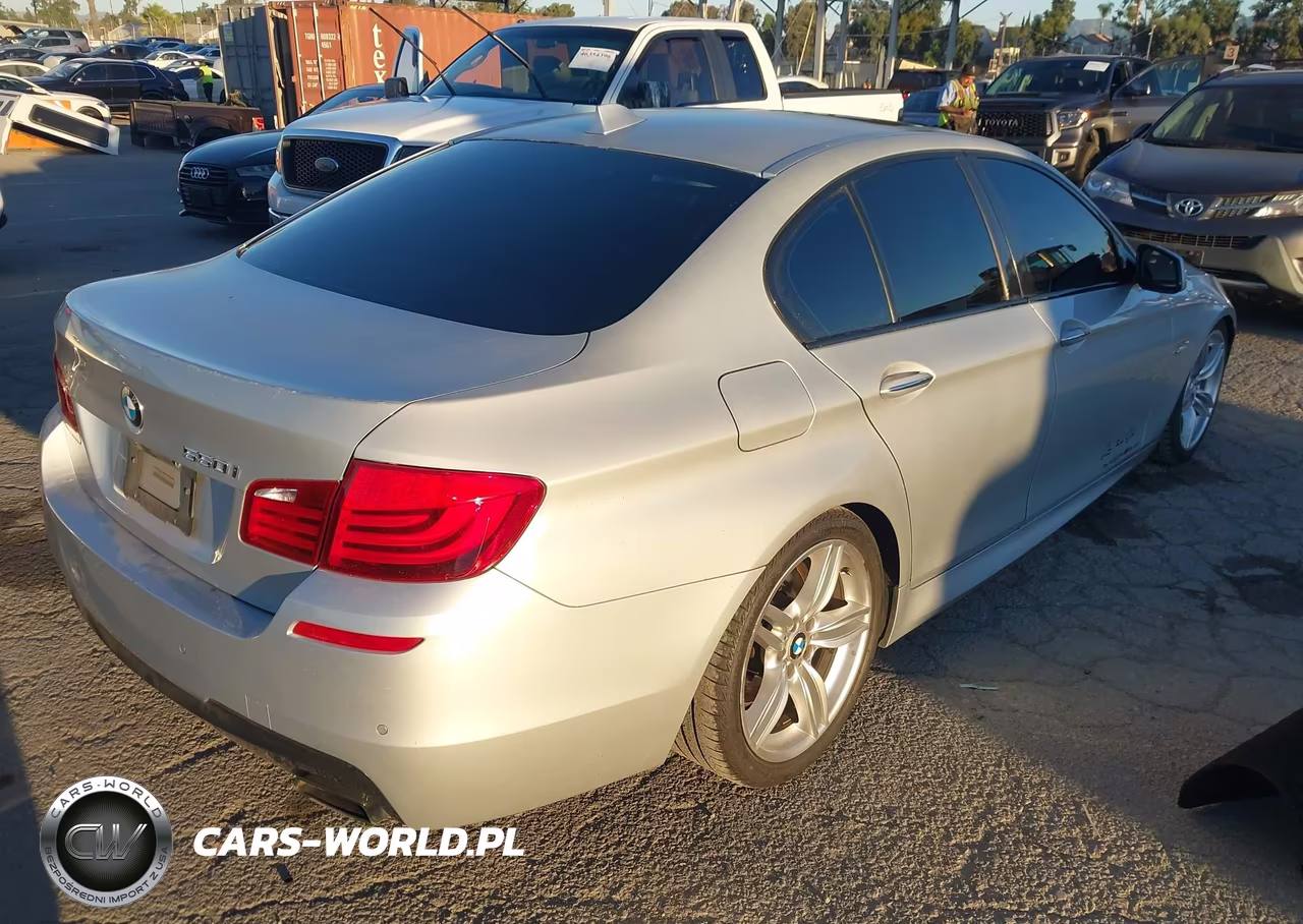 2011 BMW 5 Series 550I VIN:WBAFR9C56BC757124 - 4