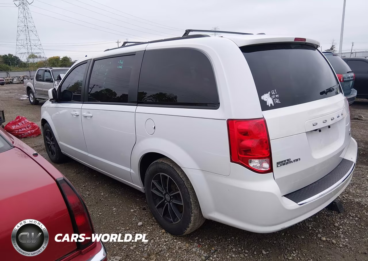2018 Dodge Grand Caravan Gt VIN:2C4RDGEG5JR221174 - 14